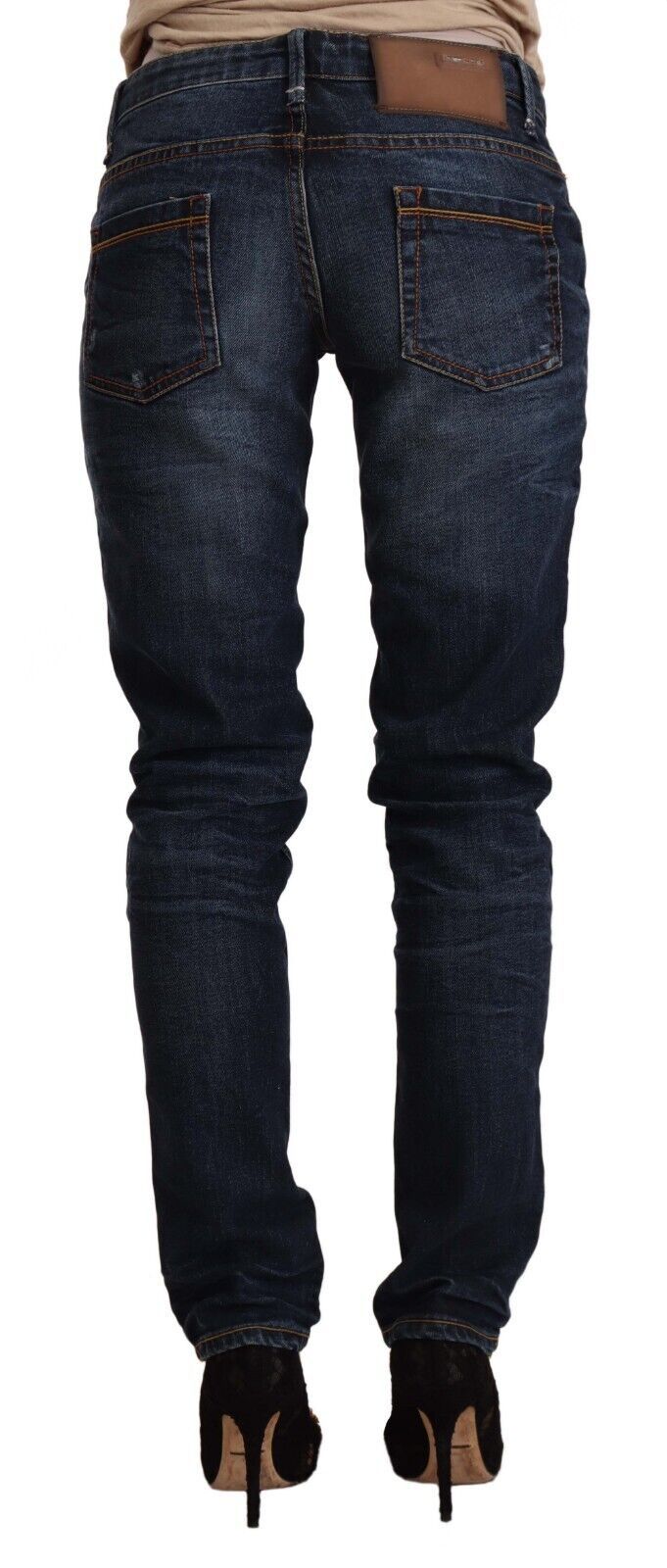 Acht blaue Skinny-Jeans aus gewaschener Baumwolle mit niedriger Taille