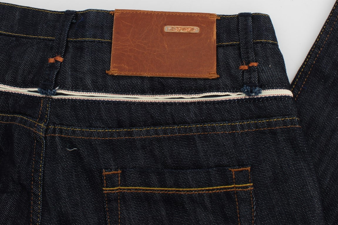 Acht blaue Denim-Baumwollhosen mit gerader Passform