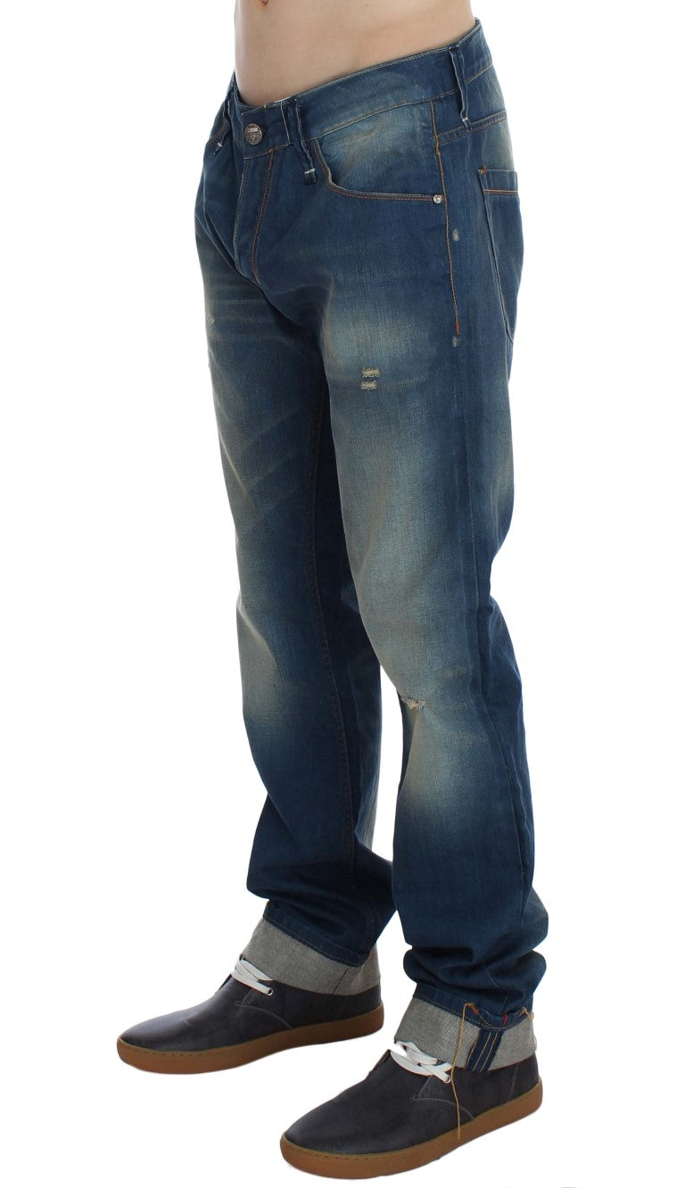 Acht Baggy-Fit-Jeans aus Denim-Baumwollstretch in blauer Waschung