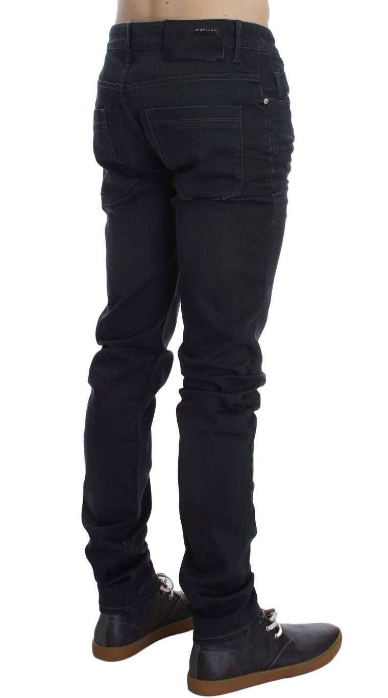 Acht graue Slim-Fit-Jeans aus Baumwollstretch