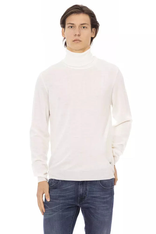 Baldinini Trend Elegant White Turtleneck Sweater na may Metal Monogram