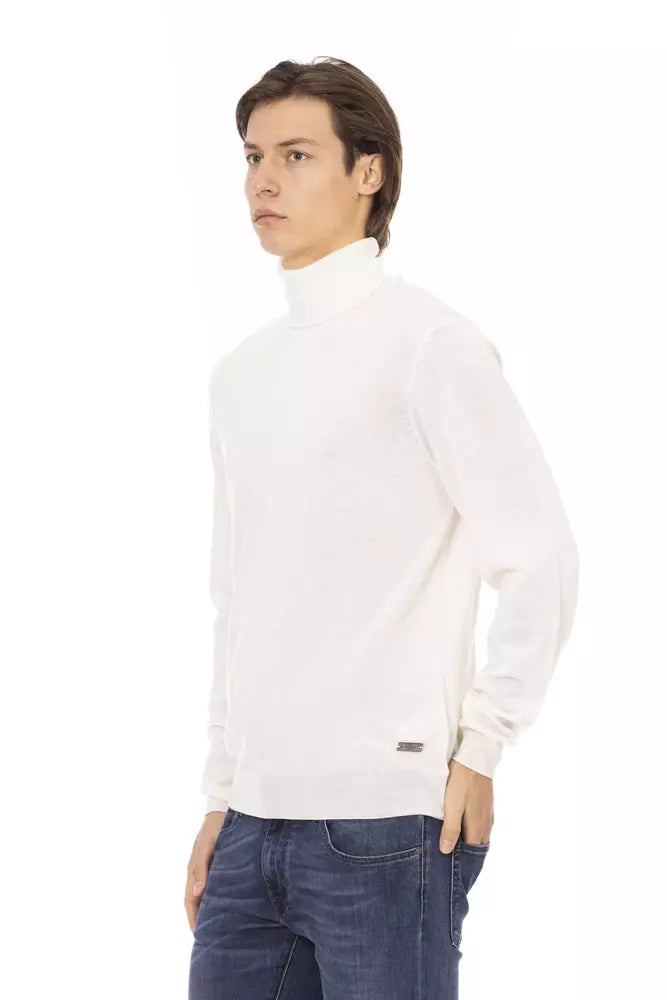 Baldinini Trend Elegant White Turtleneck Sweater na may Metal Monogram