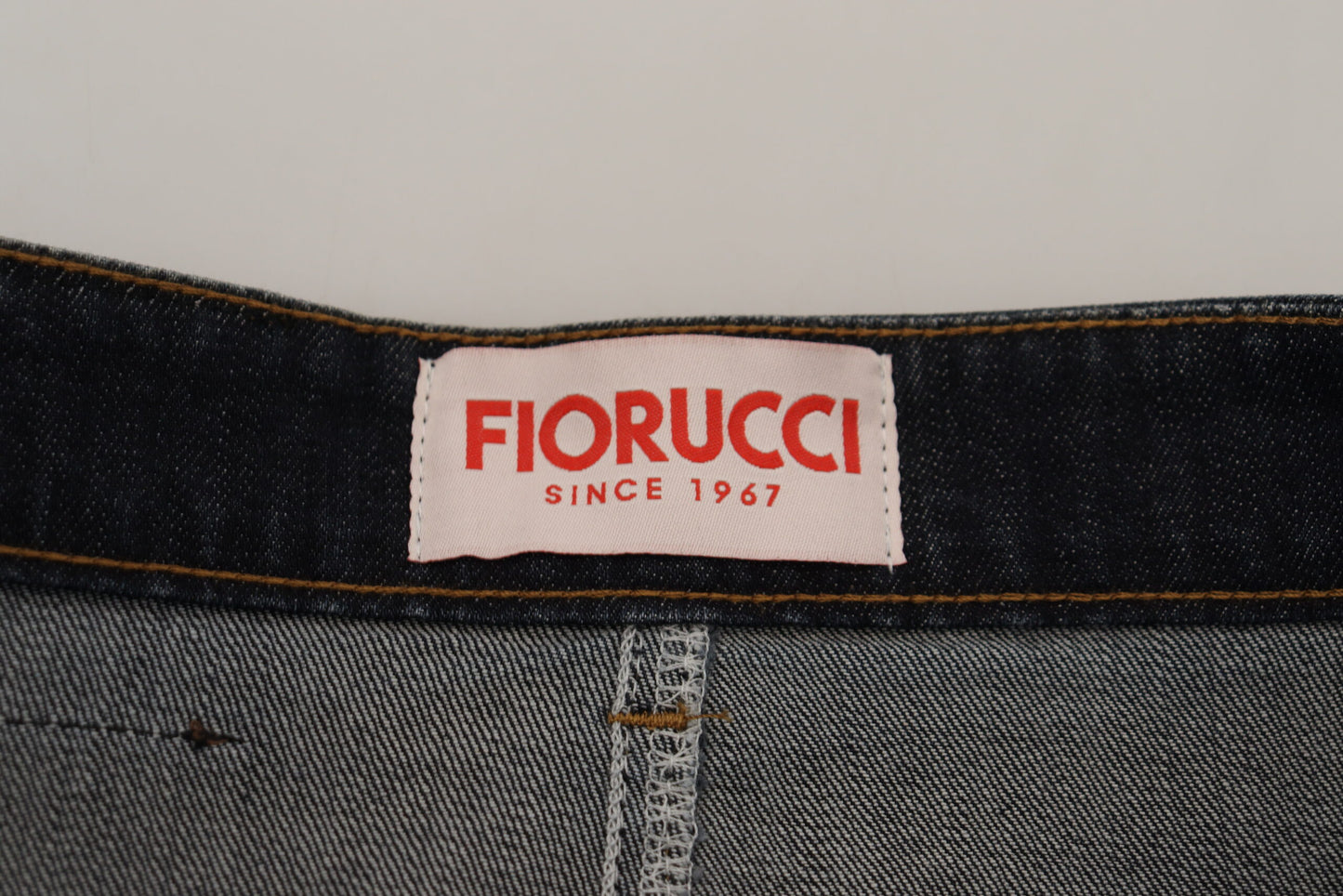 Fiorucci Dunkelblauer, verwaschener Jeansrock mit mittlerer Taille und Bleistiftschnitt