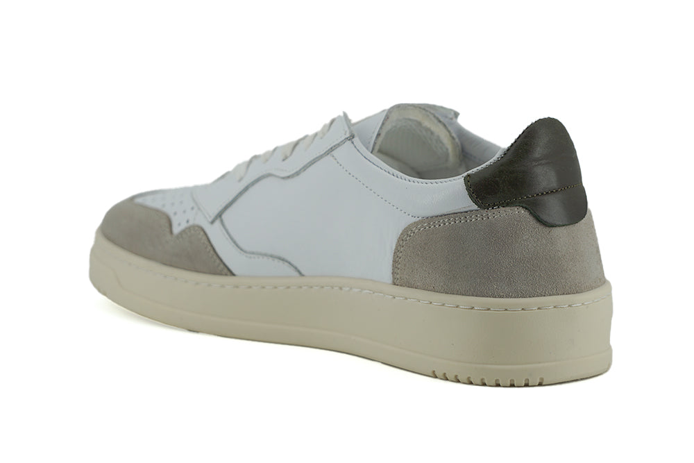 Saxone of Scotland Low-Top-Sneaker aus weißem und beigem Leder