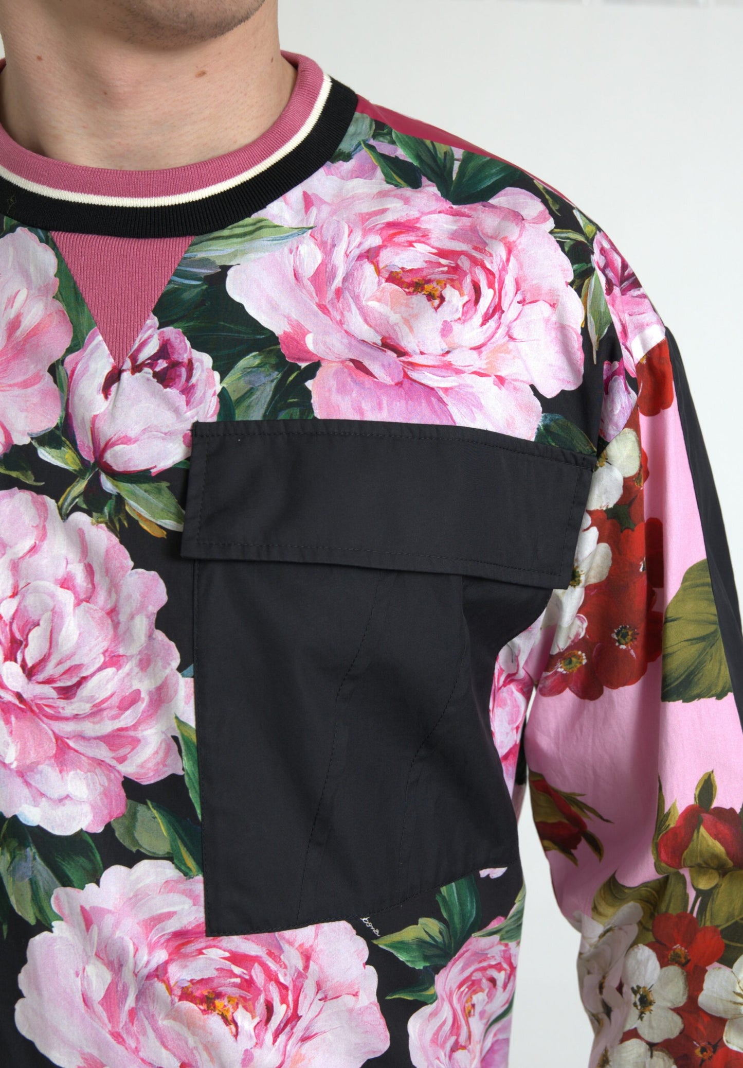 Dolce &amp; Gabbana Pink Floral Roses Pullover mit Rundhalsausschnitt