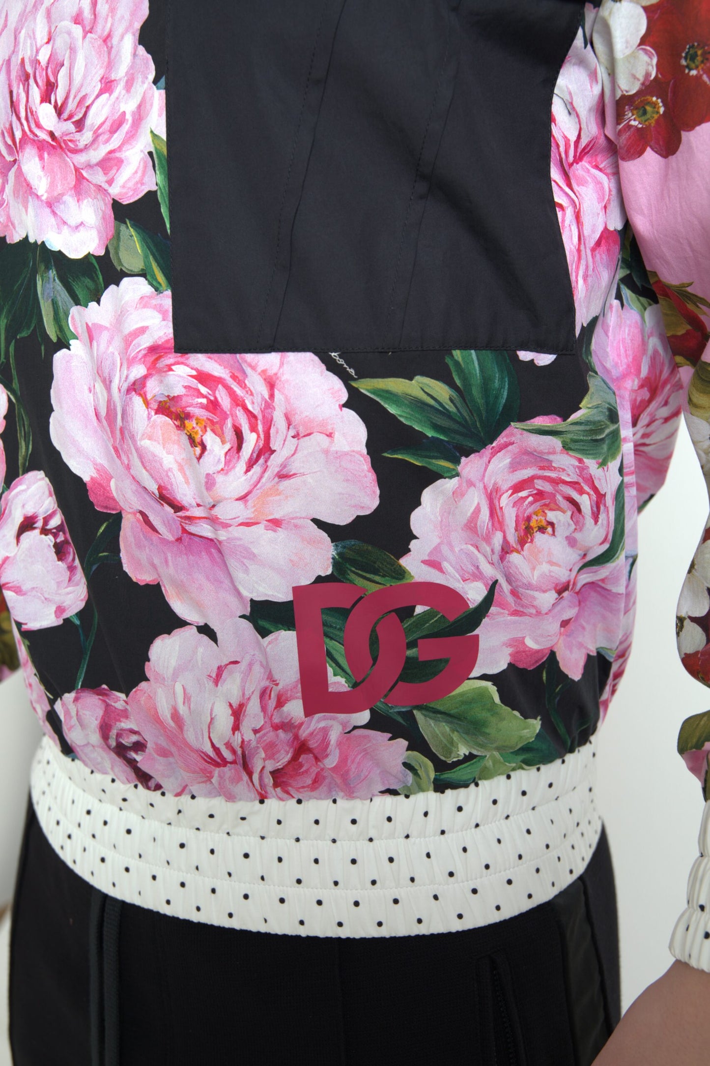 Dolce &amp; Gabbana Pink Floral Roses Pullover mit Rundhalsausschnitt