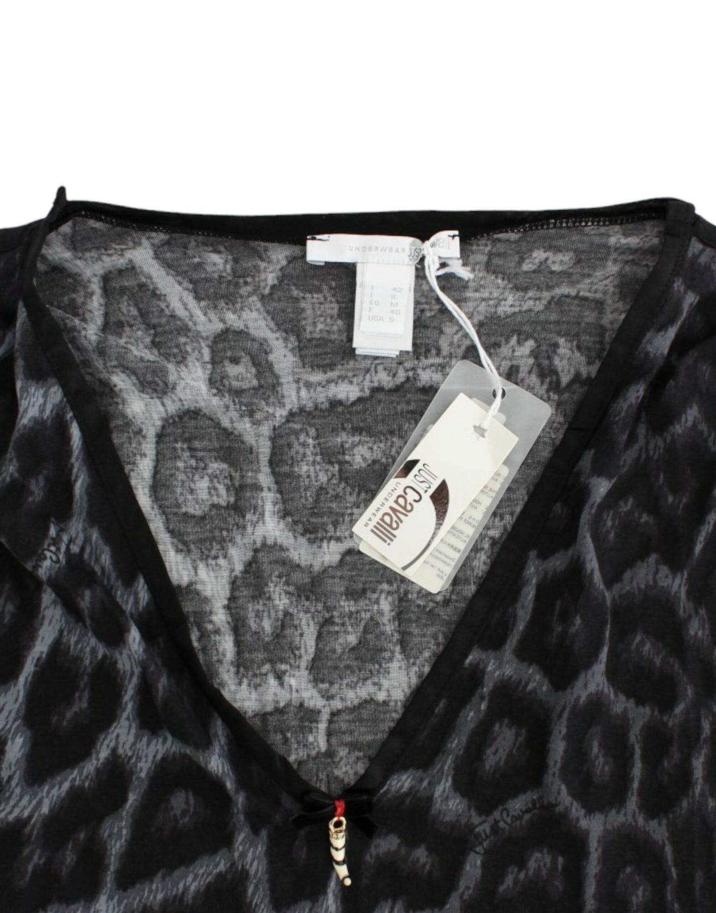 Cavalli Grey leopard v-neck na pang-itaas