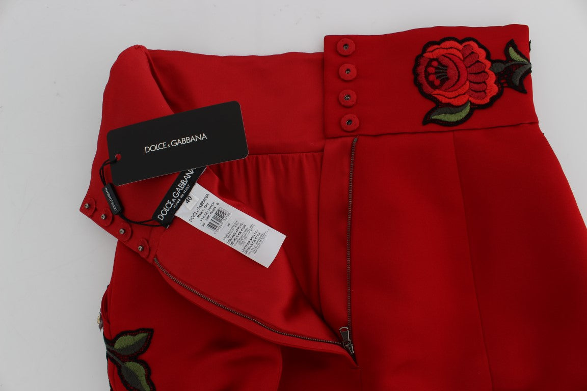 Dolce &amp; Gabbana Shorts aus roter Seide mit Kristallrosen 